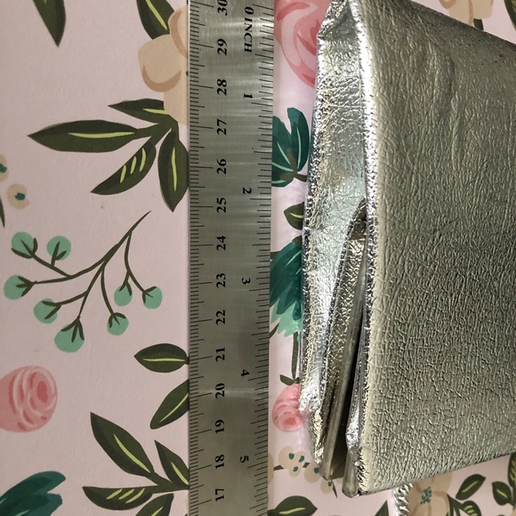Silver VINTAGE Evening Bag 🍸 - Picture 5 of 10